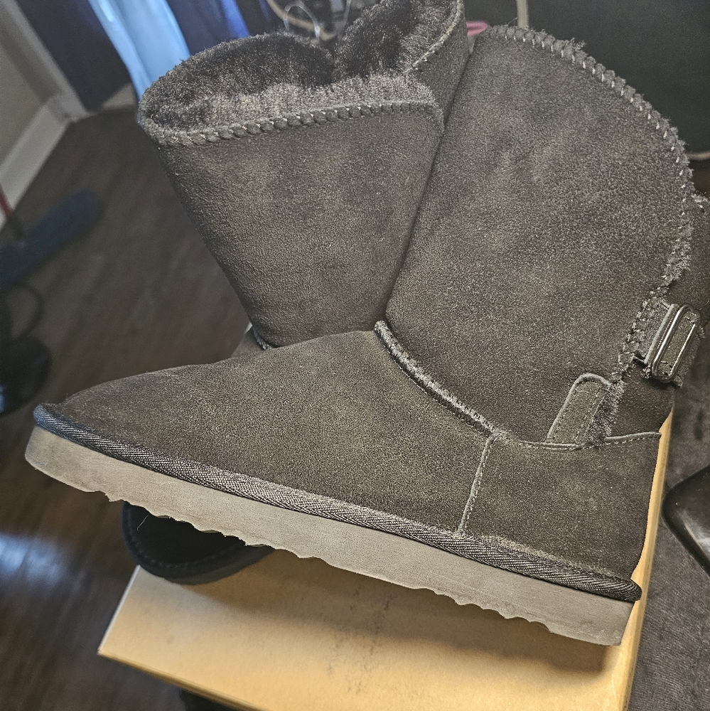 NIB WOMEN'S STYLE & CO TEENYY SUEDE ANKLE BOOT SIZE 10 - Picture 4 of 9